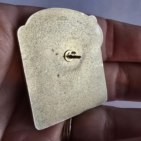 M&Ms pin brooch mars candy enamel retail - Picture 4 of 7